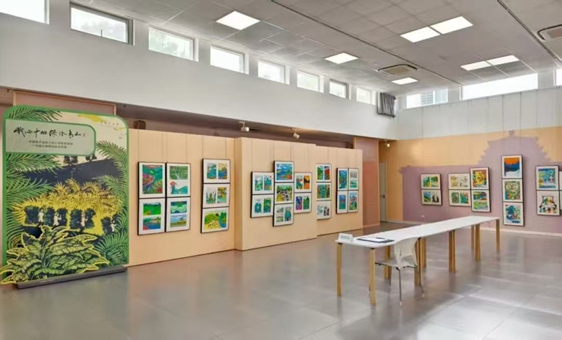 画展现场.jpg