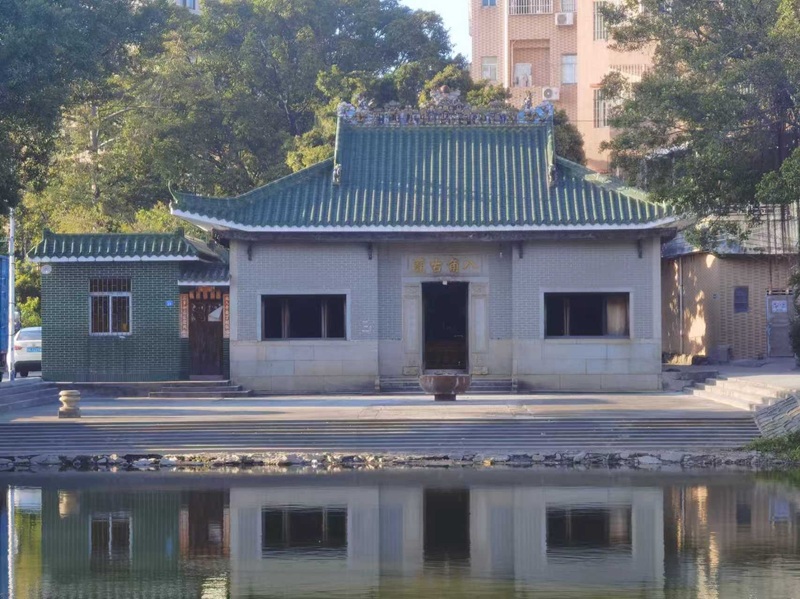八角古亭2.jpg